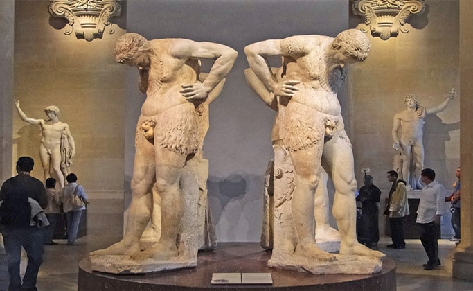 Скульптура атлантов музея Лувр