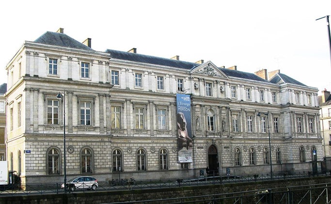 Бывший университетский дворец Ренн-1