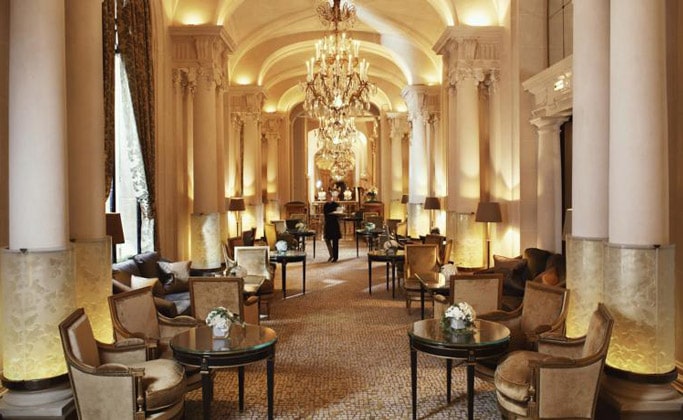 Гостиный зал Plaza Athenee