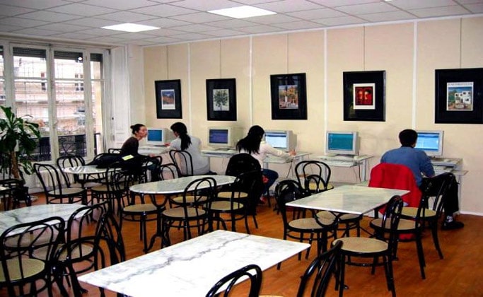 Интернет-кафе языковой школы Accord