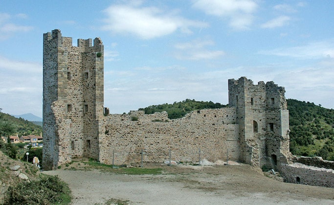 Замок Йера