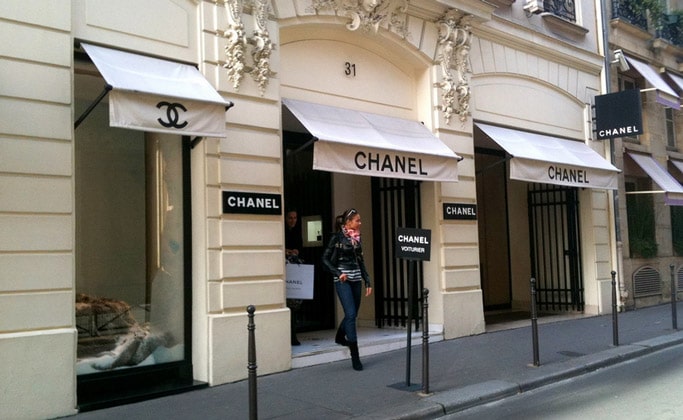 Магазин Chanel