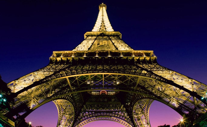 Парижская Эйфелева Башня
