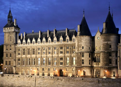 Тюрьма Консьержери (La Conciergerie)