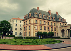 Университетский городок Парижа