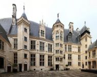 Дворец Жака Кёра в Бурже