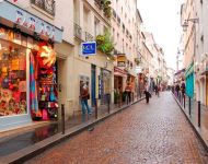 Улица Муфтар в Париже