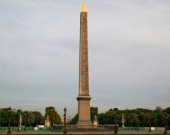 Луксорский обелиск Парижа