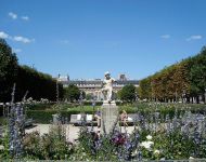 Парк дворца Пале-Рояль