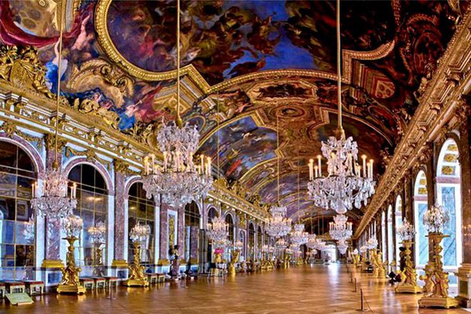 Зеркальный зал Версаля