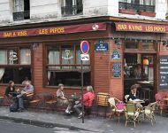 Винный бар Les Pipos в Париже