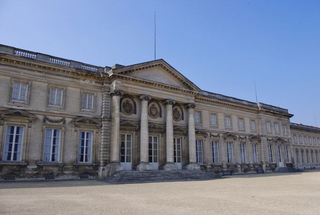 Компьенский дворец